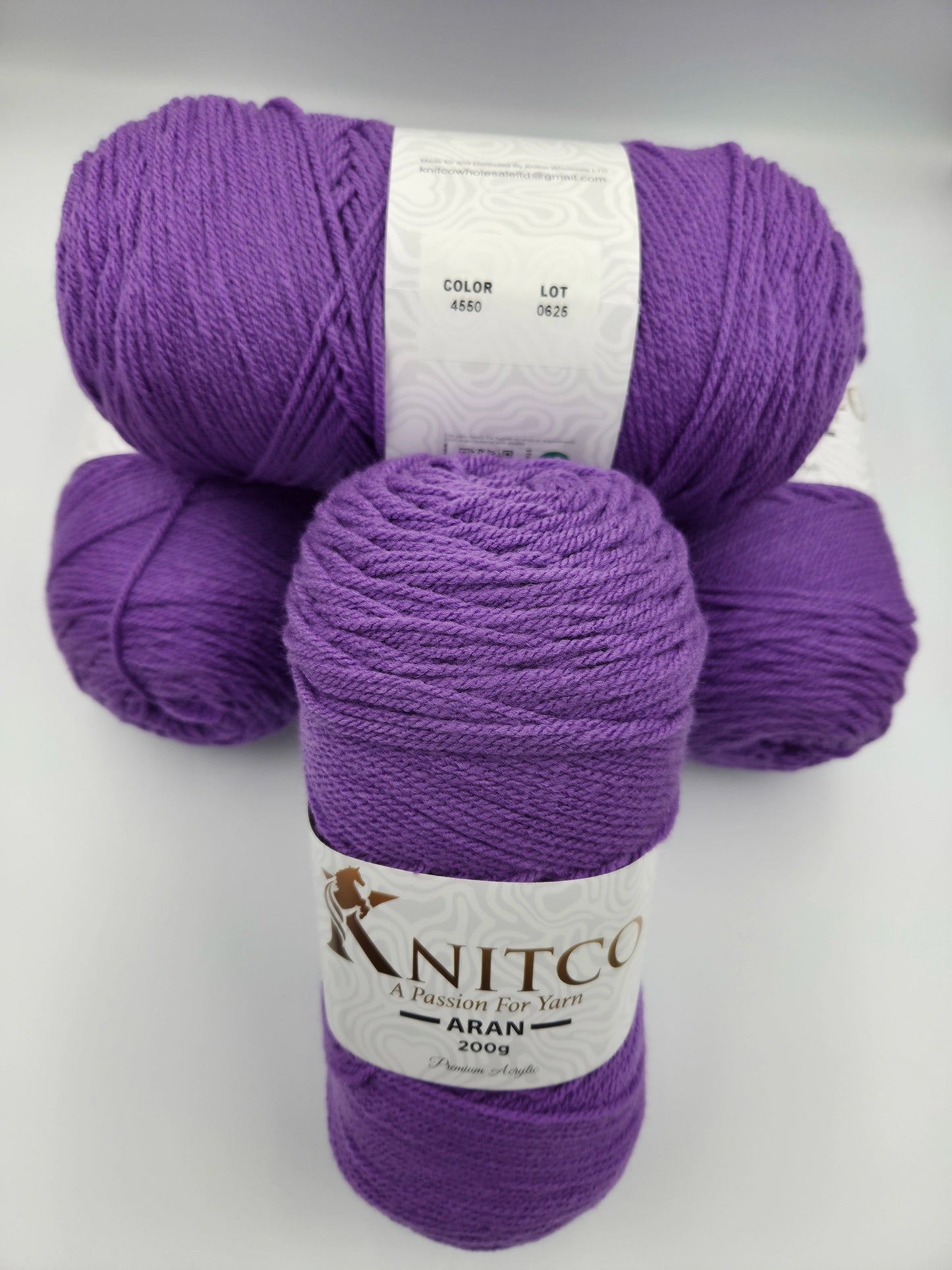 Knitco Aran 200g 4550