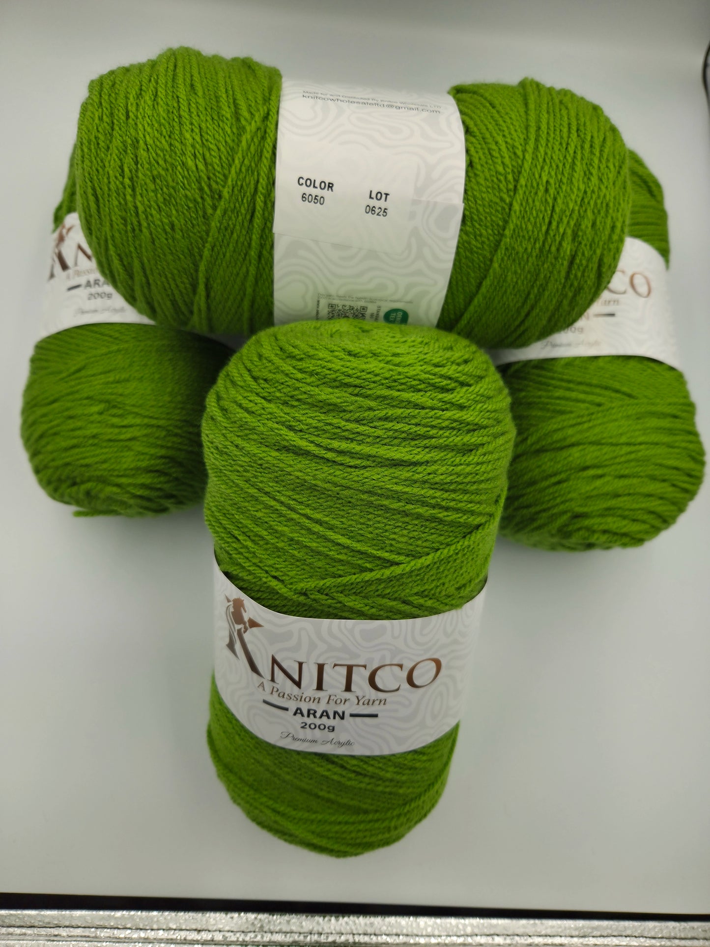 Knitco Aran 200g 6050