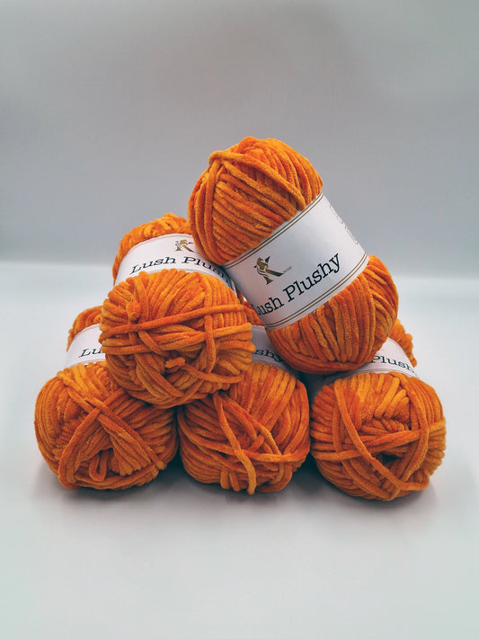 Lush Plushy Chenille yarn lushy 10