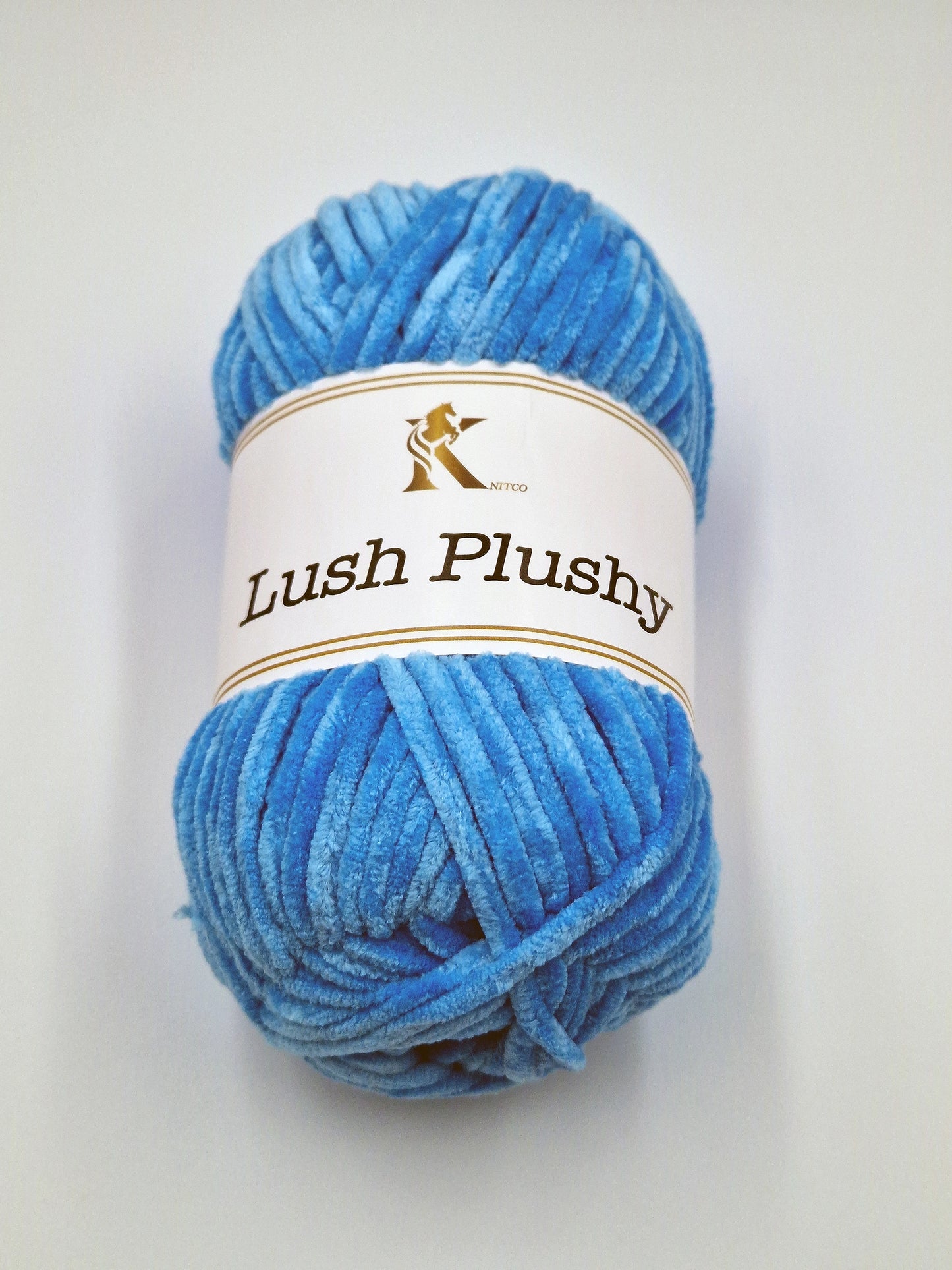 Lush Plushy Chenille yarn lushy 19