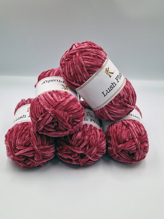 Lush Plushy Chenille yarn lushy 26