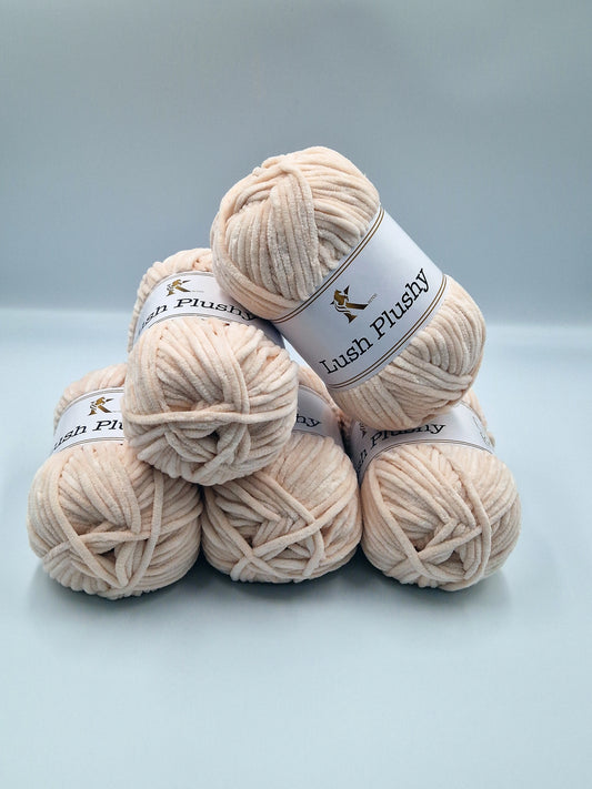 Lush Plushy Chenille yarn lushy 27
