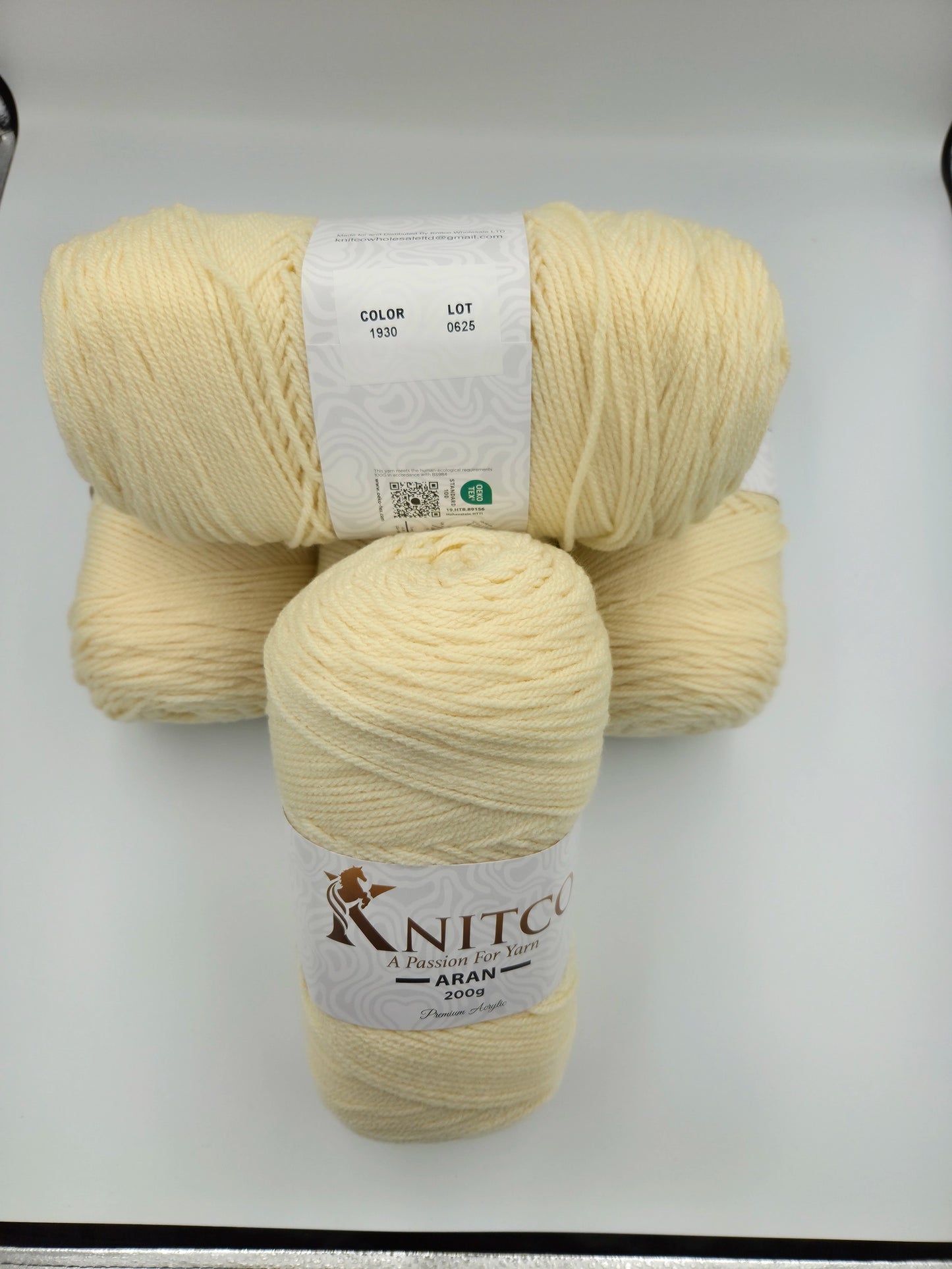 Knitco Aran 200g 1930