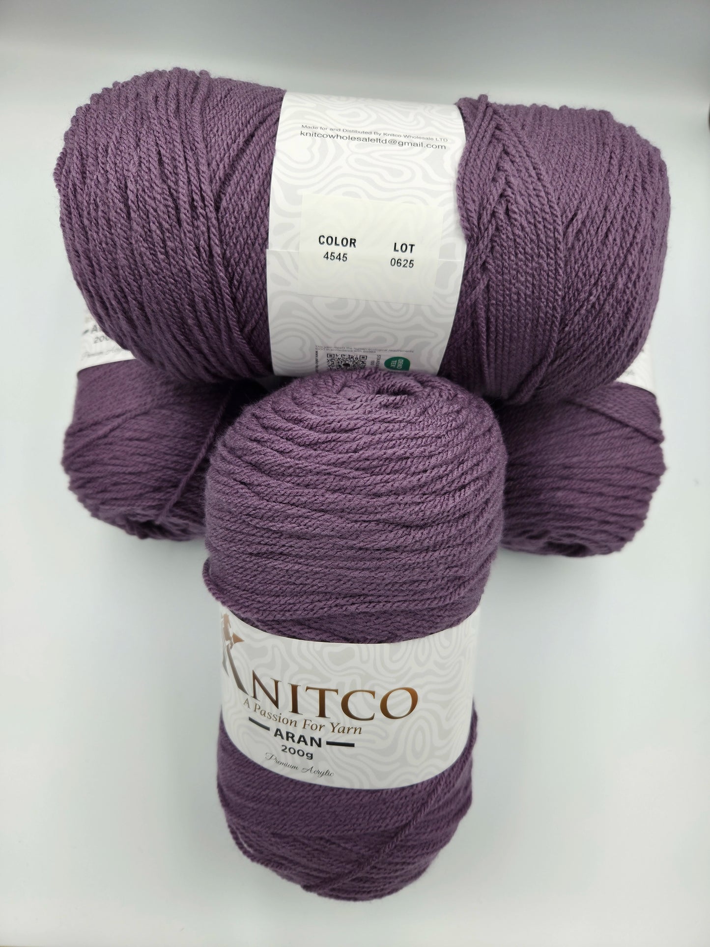 Knitco Aran 200g 4545
