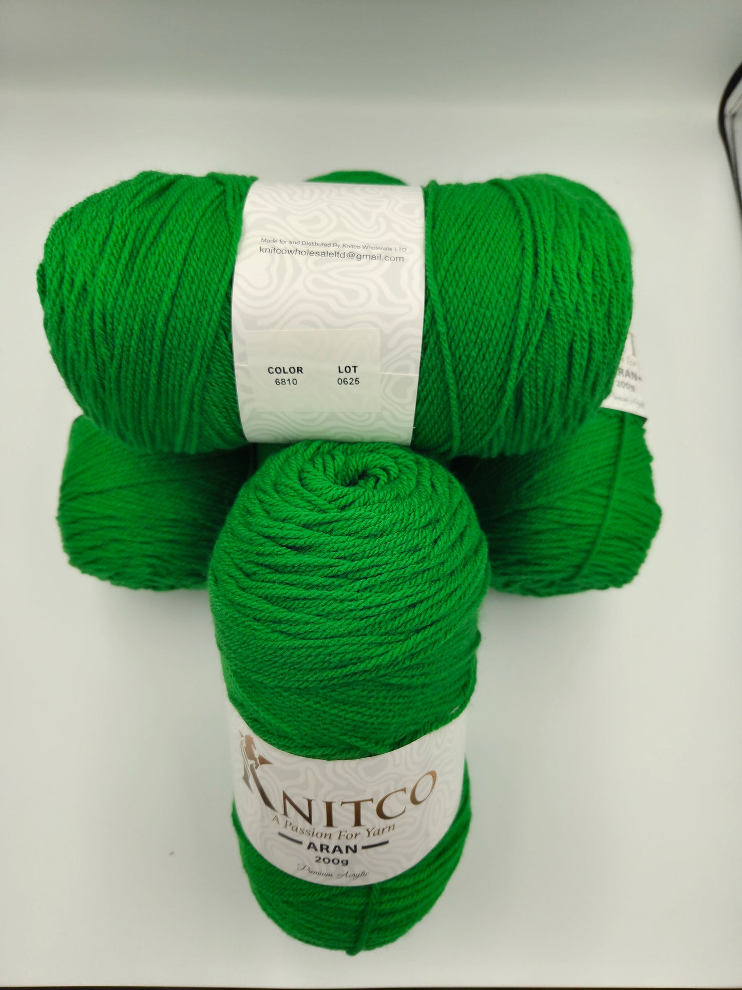 Knitco Aran 200g 6810