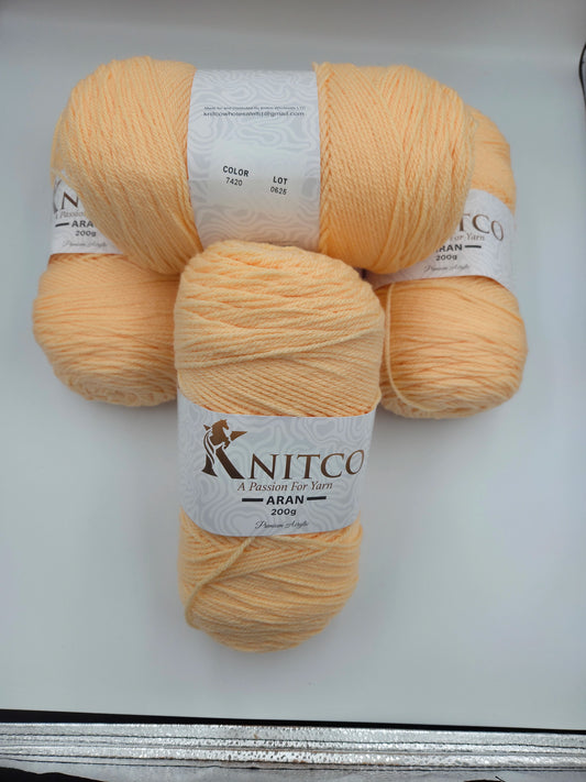 Knitco Aran 200g 7420
