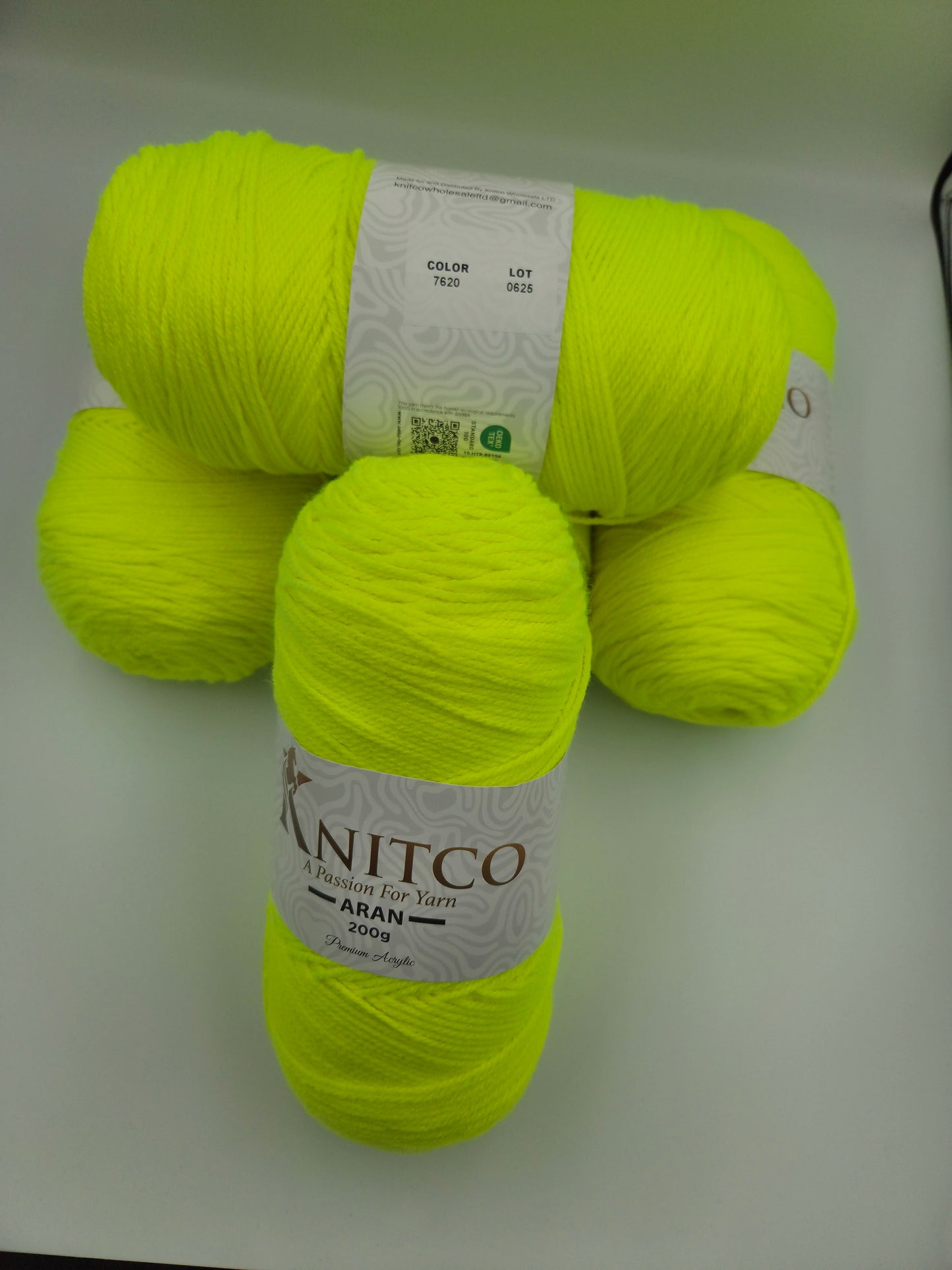 Knitco Aran 200g 7620