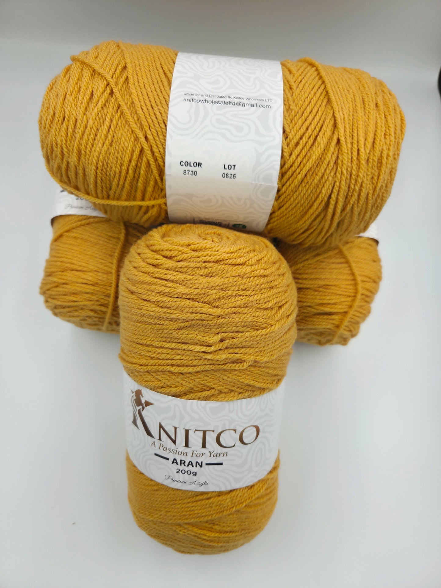 Knitco Aran 200g 8730