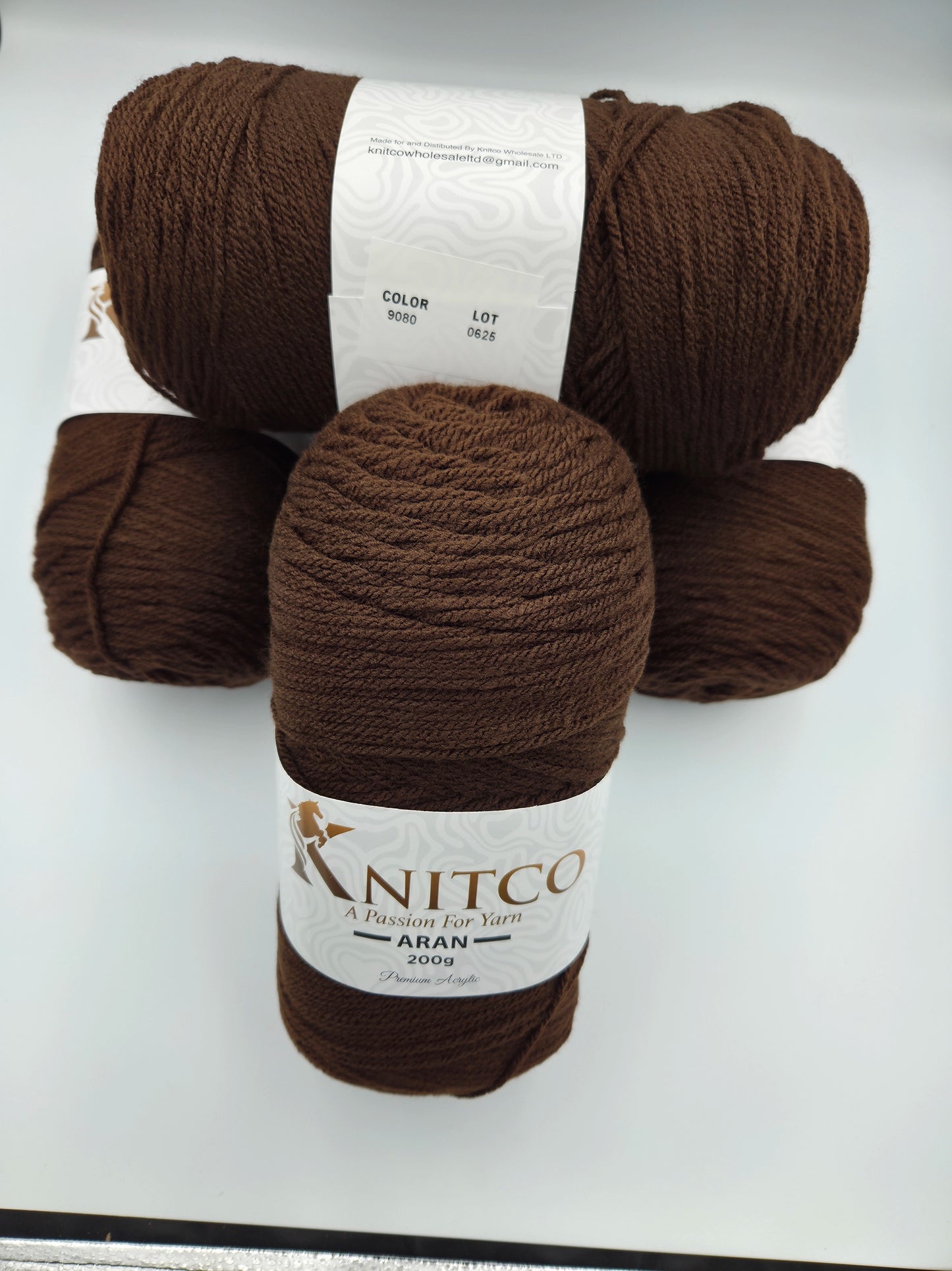Knitco Aran 200g 9080