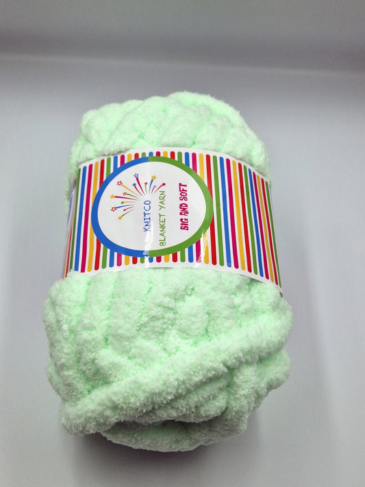 Blanket yarn Big and Soft Blanket 10