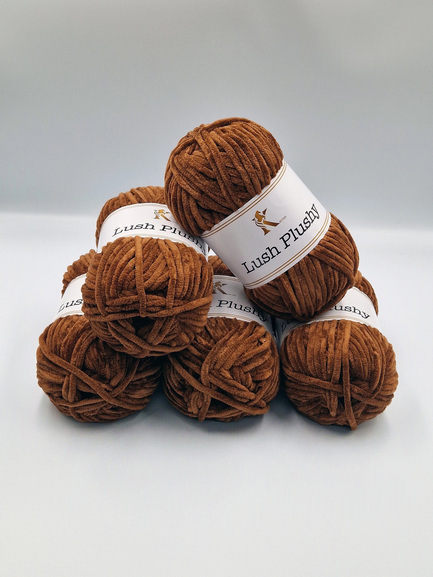 Lush Plushy Chenille yarn lushy 12