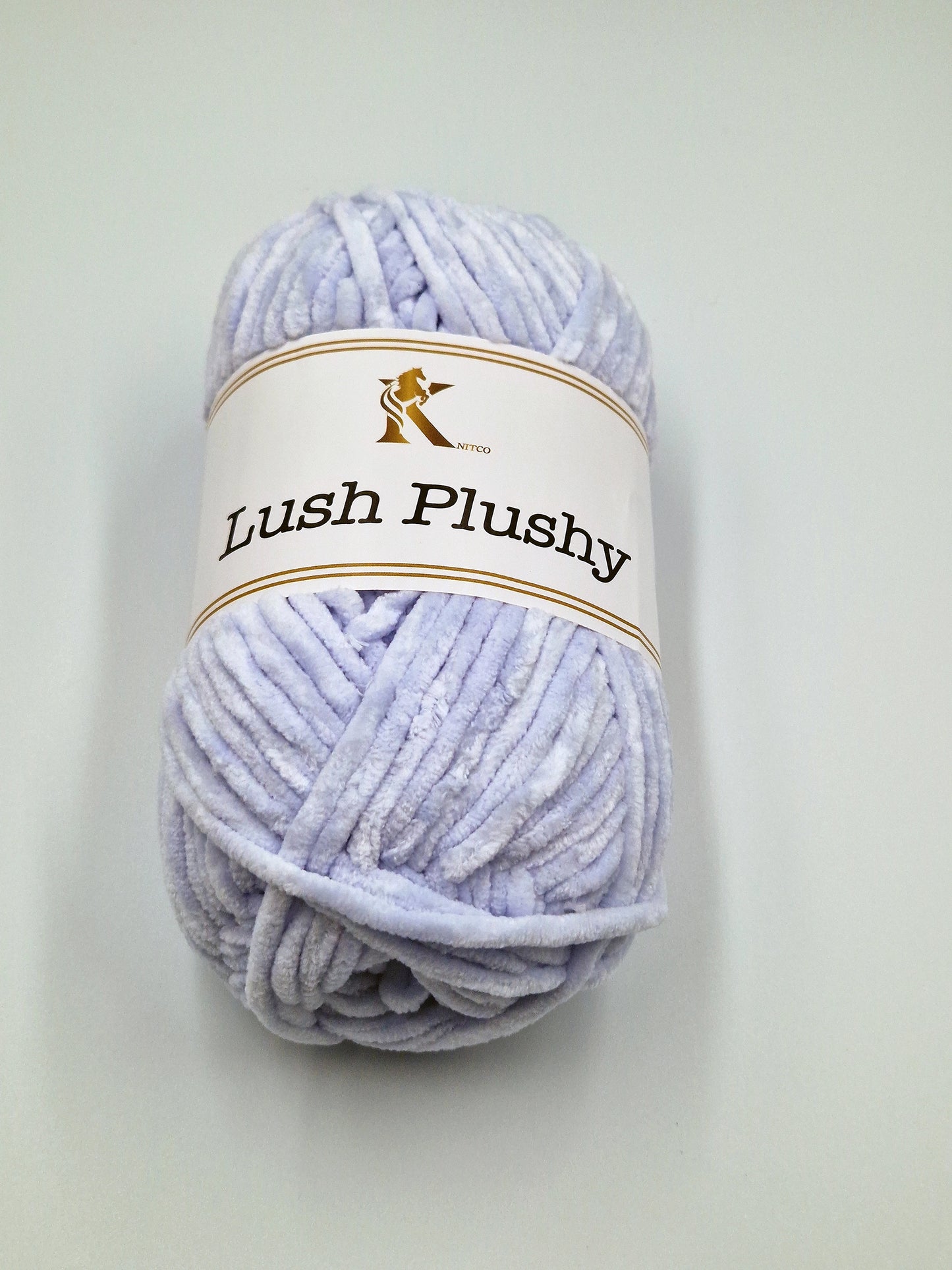 Lush Plushy Chenille yarn lushy 25
