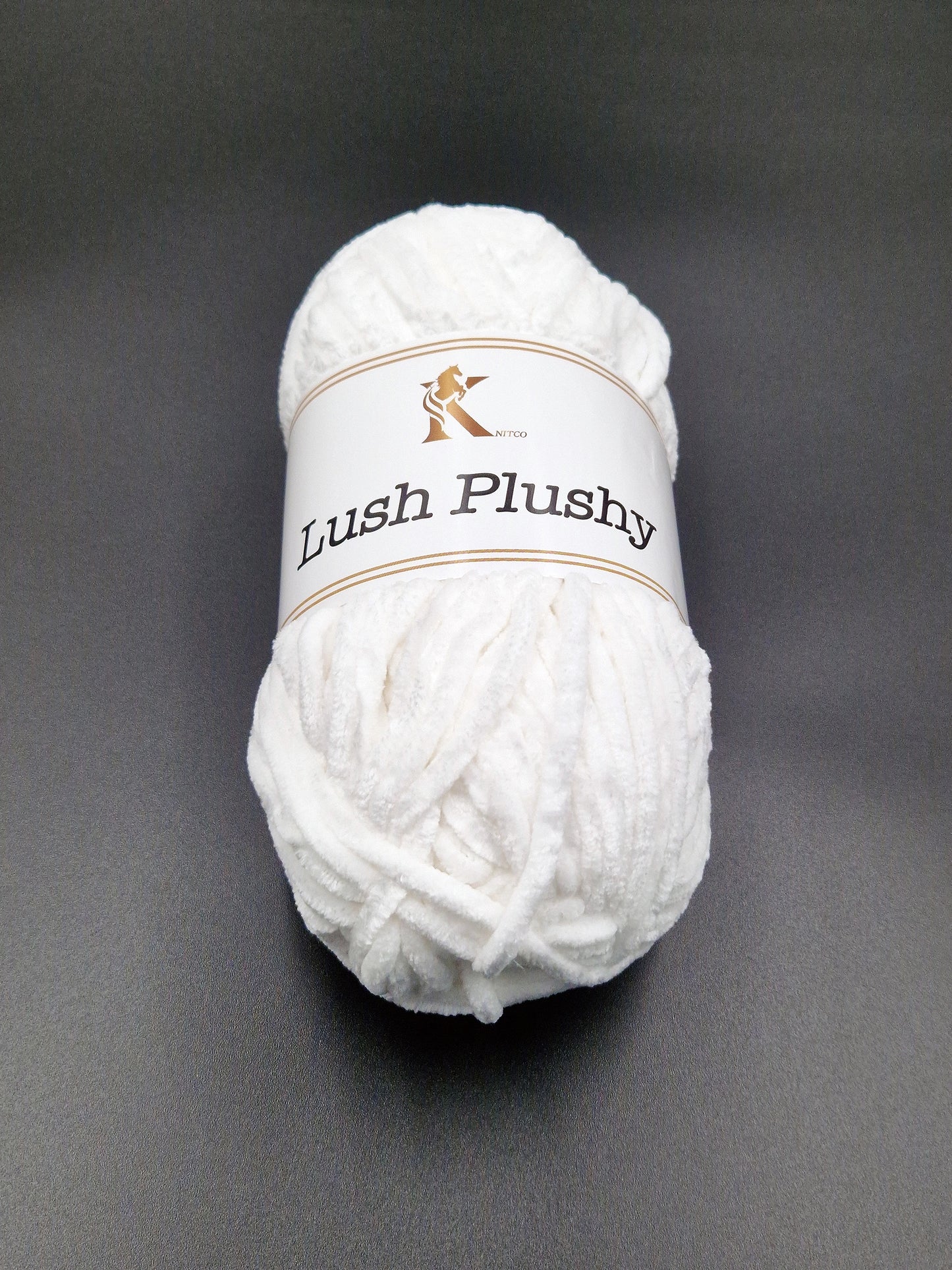 Lush Plushy Chenille yarn lushy 29