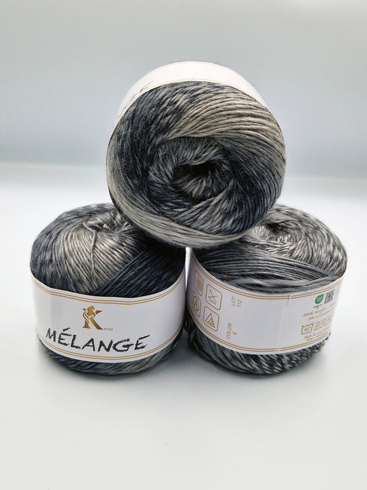 Melange Cakes 8